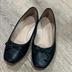 Chic Black Leather Loafers